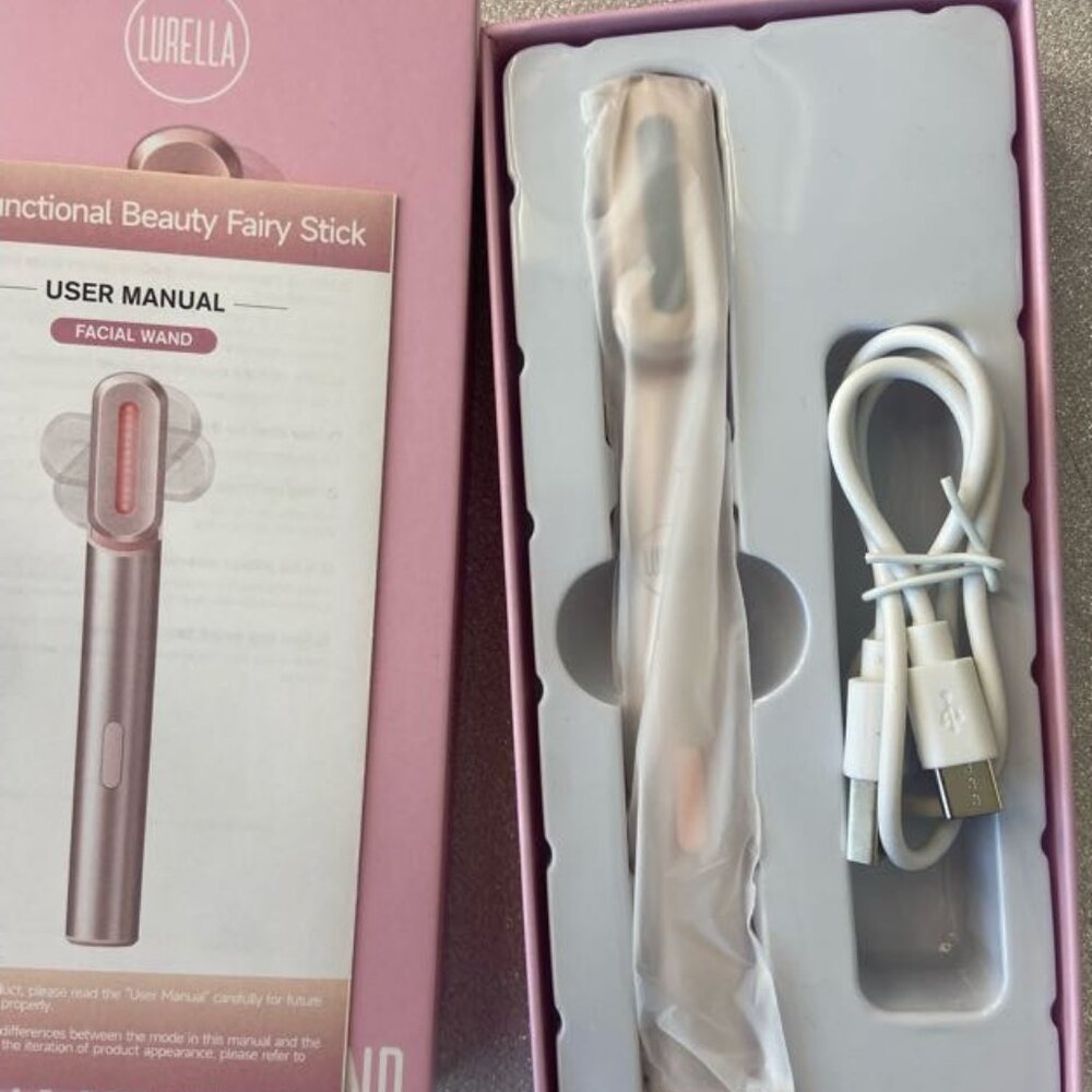 NWT LURELLA RED LIGHT WAND BEAUTY FACIAL WAND